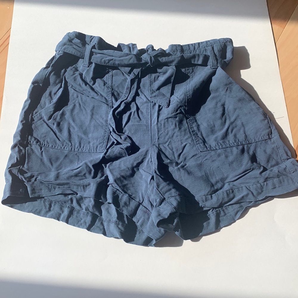 Loft | High Rise Blue Shorts | Size M